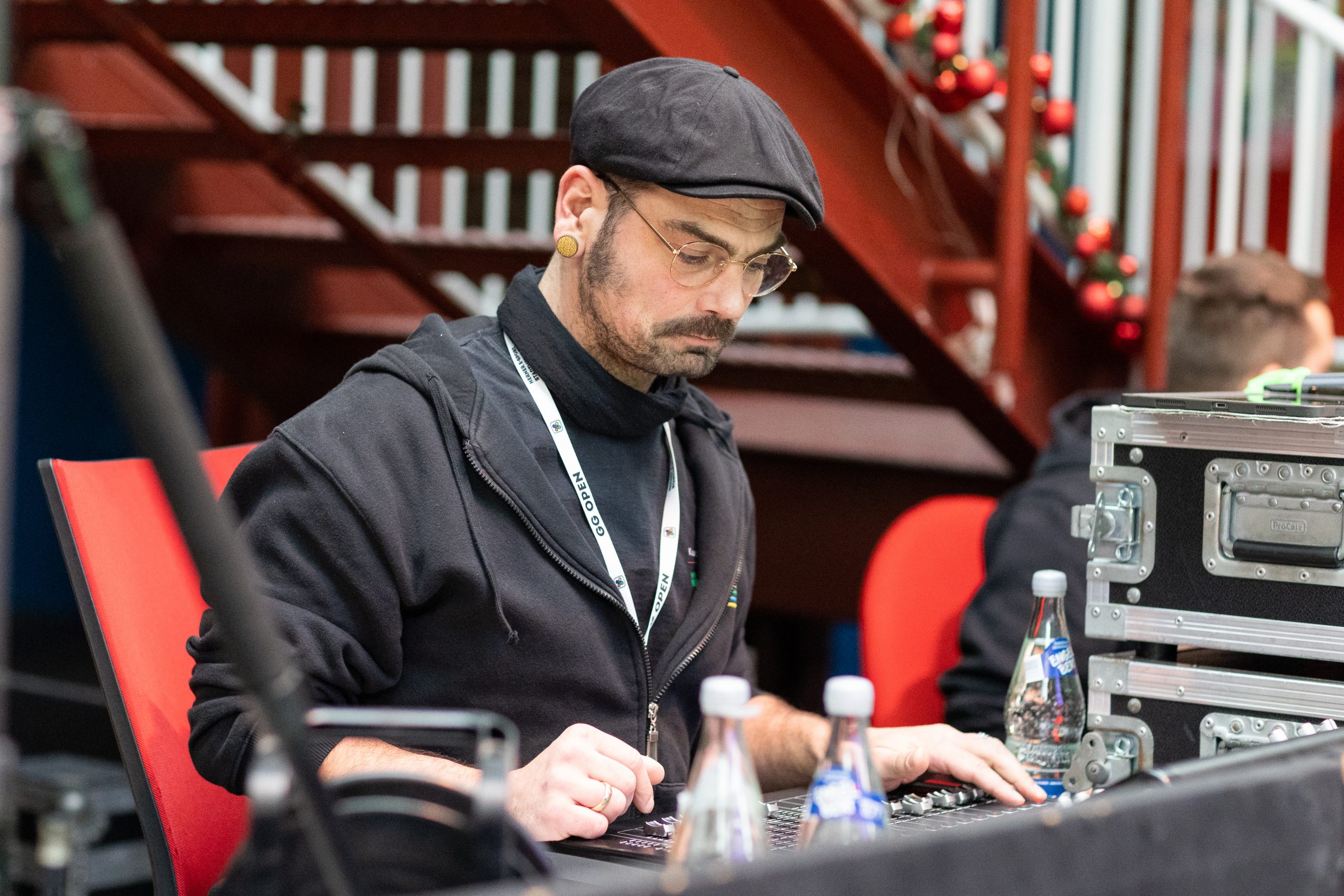 Diese Foto ist Urheberrechtlich geschützt und darf nur mit Erlaubnis des Urhebers und unter Angabe des Copyrights „© Jonas Richter“ veröffentlicht werden.

Das Foto darf im Rahmen der redaktionellen Arbeit bearbeitet werden. Diese Bearbeitung umfasst lediglich das Zuschneiden.