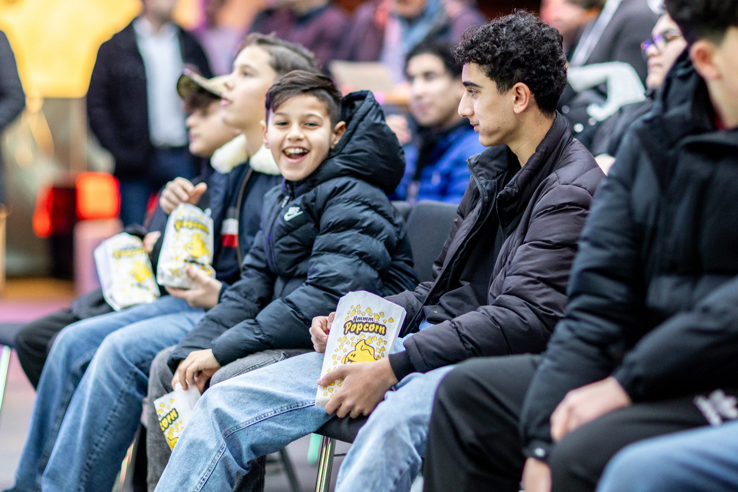 Diese Foto ist Urheberrechtlich geschützt und darf nur mit Erlaubnis des Urhebers und unter Angabe des Copyrights „© Jonas Richter“ veröffentlicht werden.

Das Foto darf im Rahmen der redaktionellen Arbeit bearbeitet werden. Diese Bearbeitung umfasst lediglich das Zuschneiden.