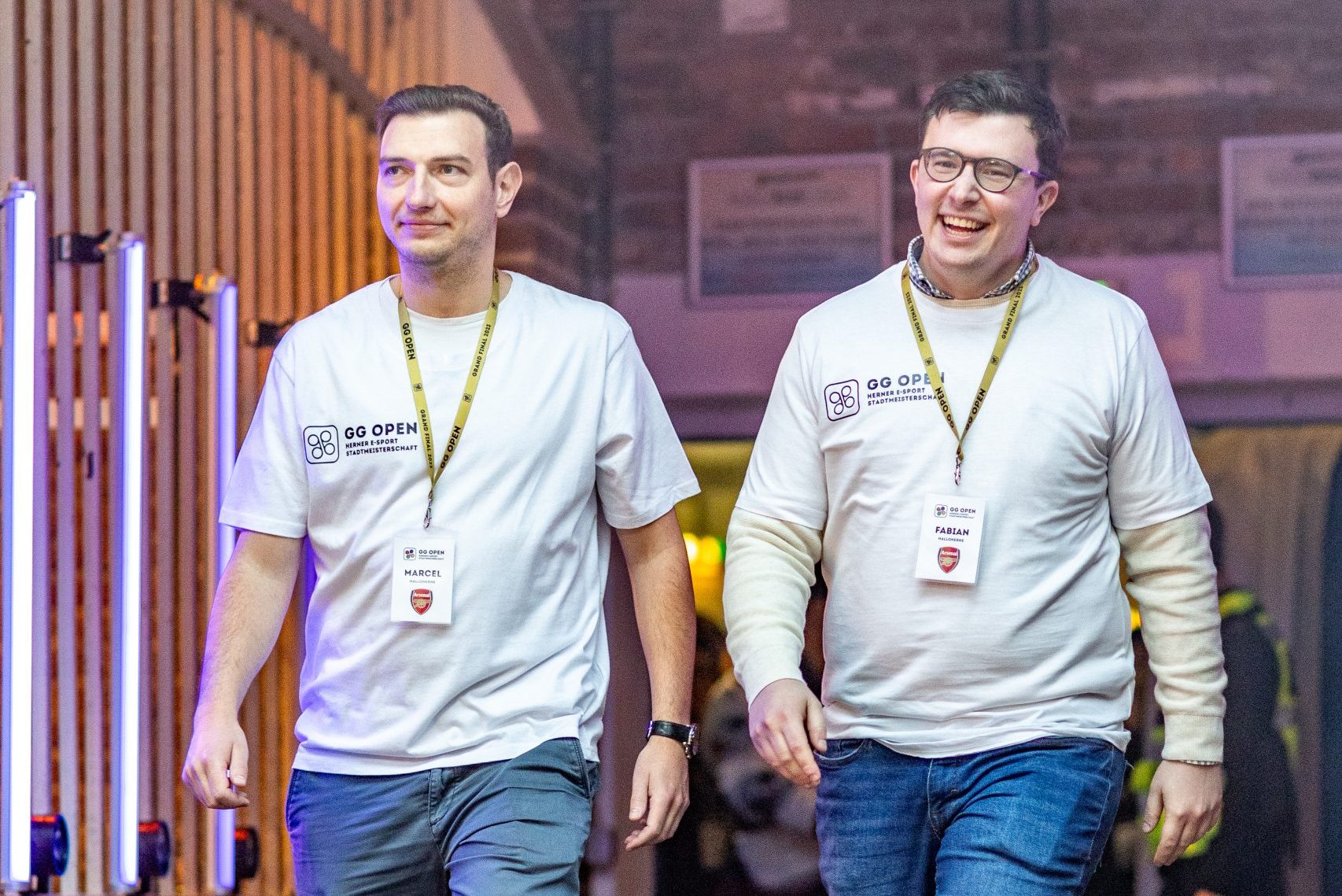 Diese Foto ist Urheberrechtlich geschützt und darf nur mit Erlaubnis des Urhebers und unter Angabe des Copyrights „© Jonas Richter“ veröffentlicht werden.

Das Foto darf im Rahmen der redaktionellen Arbeit bearbeitet werden. Diese Bearbeitung umfasst lediglich das Zuschneiden.