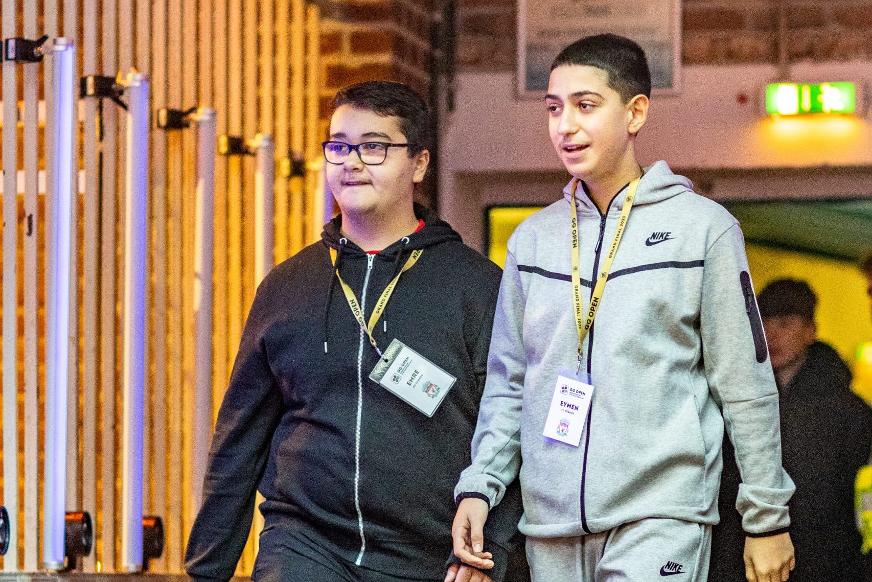 Diese Foto ist Urheberrechtlich geschützt und darf nur mit Erlaubnis des Urhebers und unter Angabe des Copyrights „© Jonas Richter“ veröffentlicht werden.

Das Foto darf im Rahmen der redaktionellen Arbeit bearbeitet werden. Diese Bearbeitung umfasst lediglich das Zuschneiden.