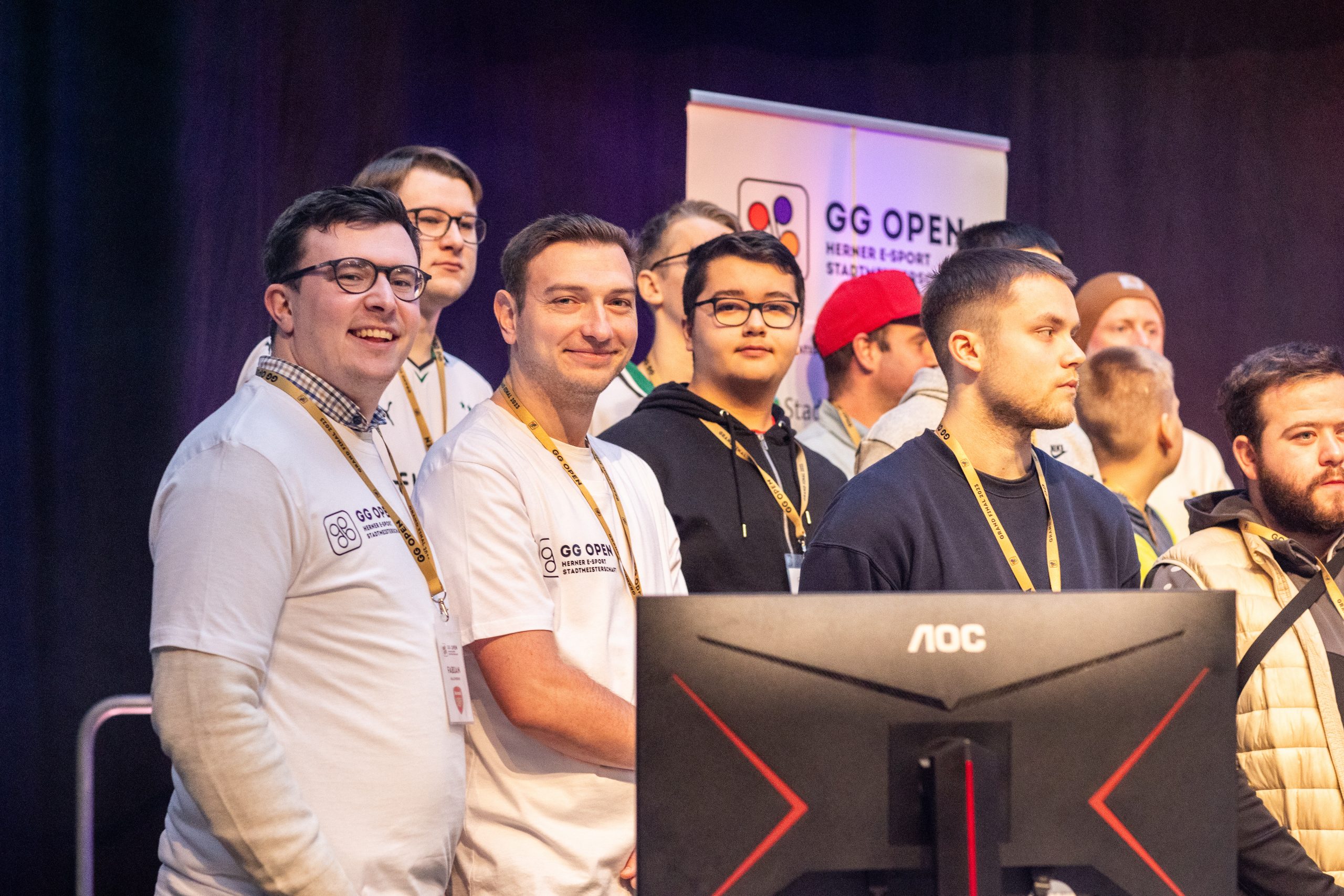 Diese Foto ist Urheberrechtlich geschützt und darf nur mit Erlaubnis des Urhebers und unter Angabe des Copyrights „© Jonas Richter“ veröffentlicht werden.

Das Foto darf im Rahmen der redaktionellen Arbeit bearbeitet werden. Diese Bearbeitung umfasst lediglich das Zuschneiden.