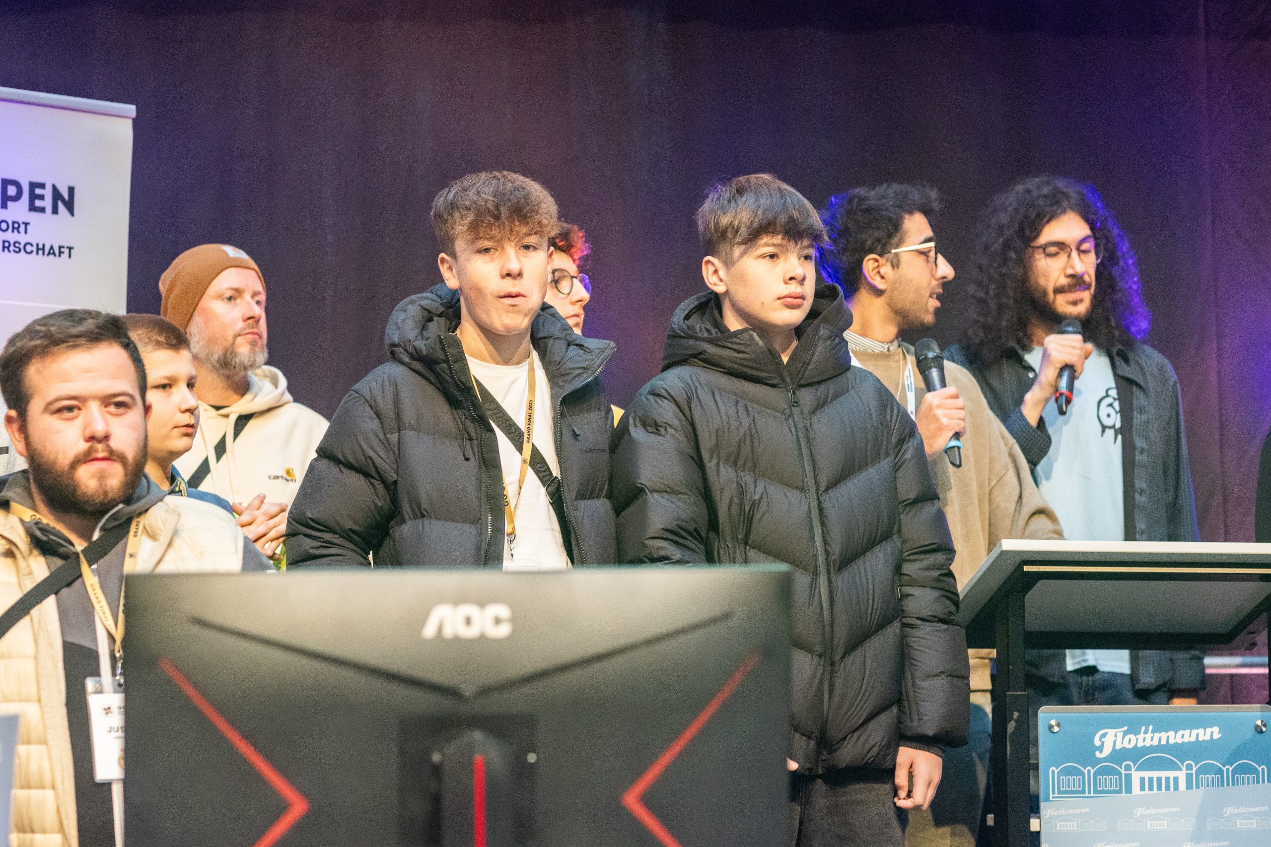 Diese Foto ist Urheberrechtlich geschützt und darf nur mit Erlaubnis des Urhebers und unter Angabe des Copyrights „© Jonas Richter“ veröffentlicht werden.

Das Foto darf im Rahmen der redaktionellen Arbeit bearbeitet werden. Diese Bearbeitung umfasst lediglich das Zuschneiden.