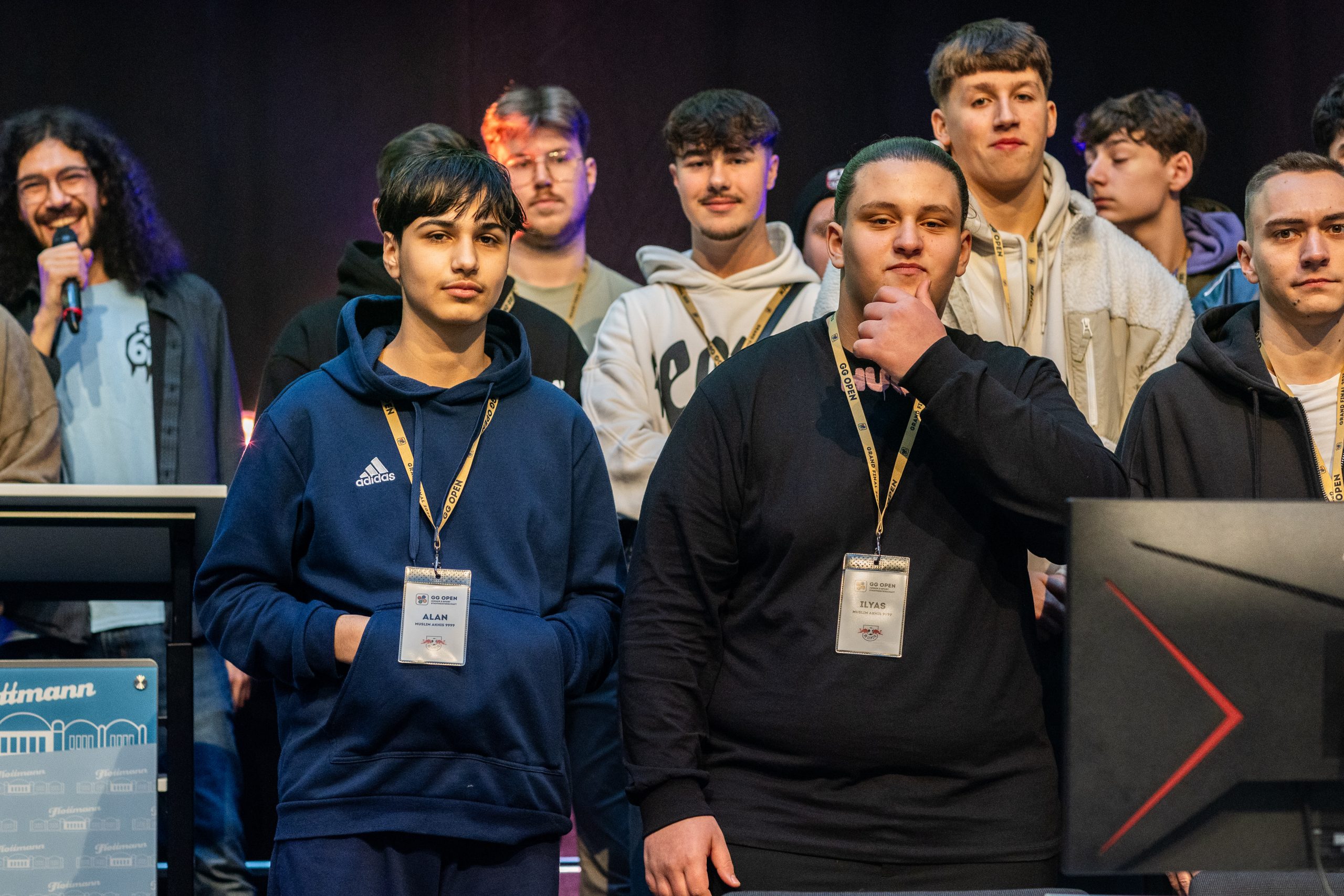 Diese Foto ist Urheberrechtlich geschützt und darf nur mit Erlaubnis des Urhebers und unter Angabe des Copyrights „© Jonas Richter“ veröffentlicht werden.

Das Foto darf im Rahmen der redaktionellen Arbeit bearbeitet werden. Diese Bearbeitung umfasst lediglich das Zuschneiden.