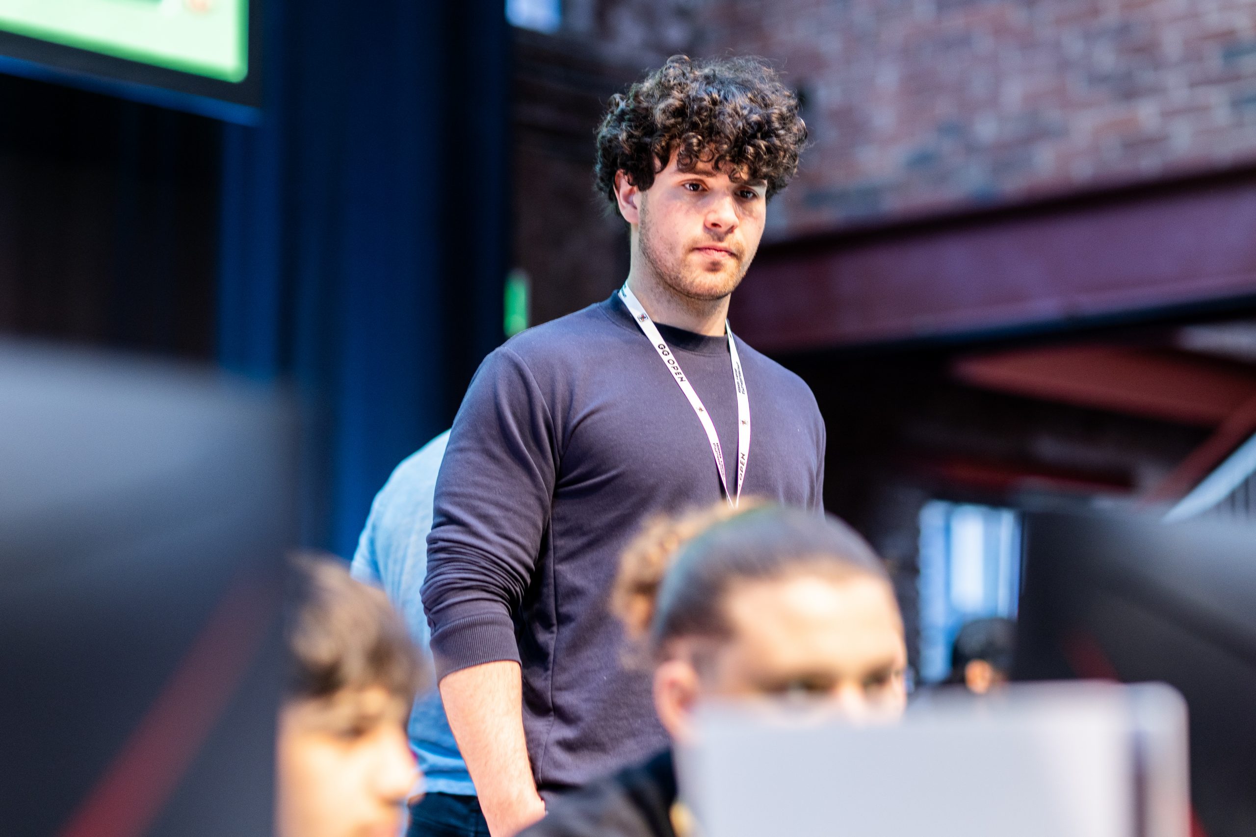 Diese Foto ist Urheberrechtlich geschützt und darf nur mit Erlaubnis des Urhebers und unter Angabe des Copyrights „© Jonas Richter“ veröffentlicht werden.

Das Foto darf im Rahmen der redaktionellen Arbeit bearbeitet werden. Diese Bearbeitung umfasst lediglich das Zuschneiden.