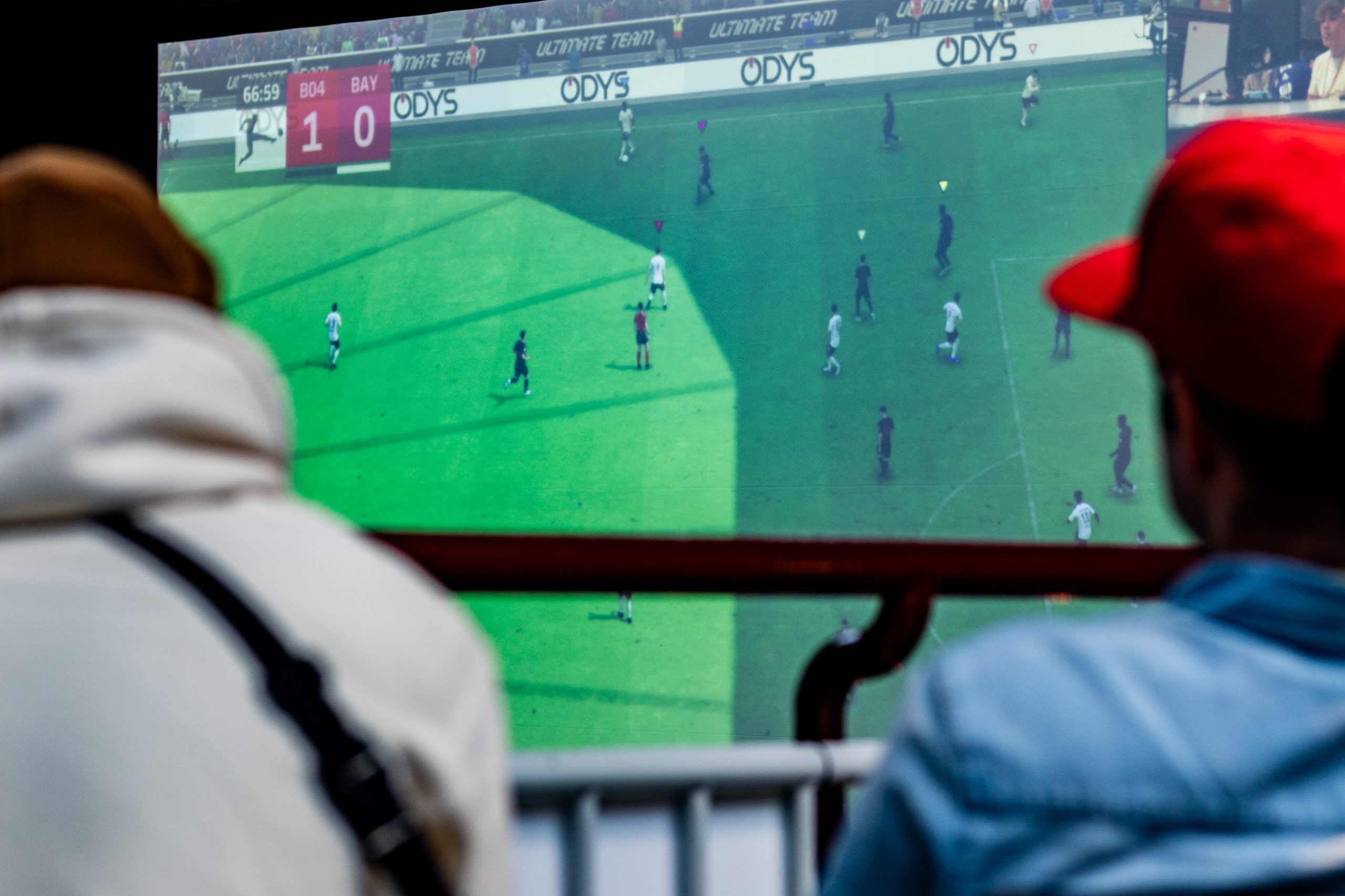 Diese Foto ist Urheberrechtlich geschützt und darf nur mit Erlaubnis des Urhebers und unter Angabe des Copyrights „© Jonas Richter“ veröffentlicht werden.

Das Foto darf im Rahmen der redaktionellen Arbeit bearbeitet werden. Diese Bearbeitung umfasst lediglich das Zuschneiden.