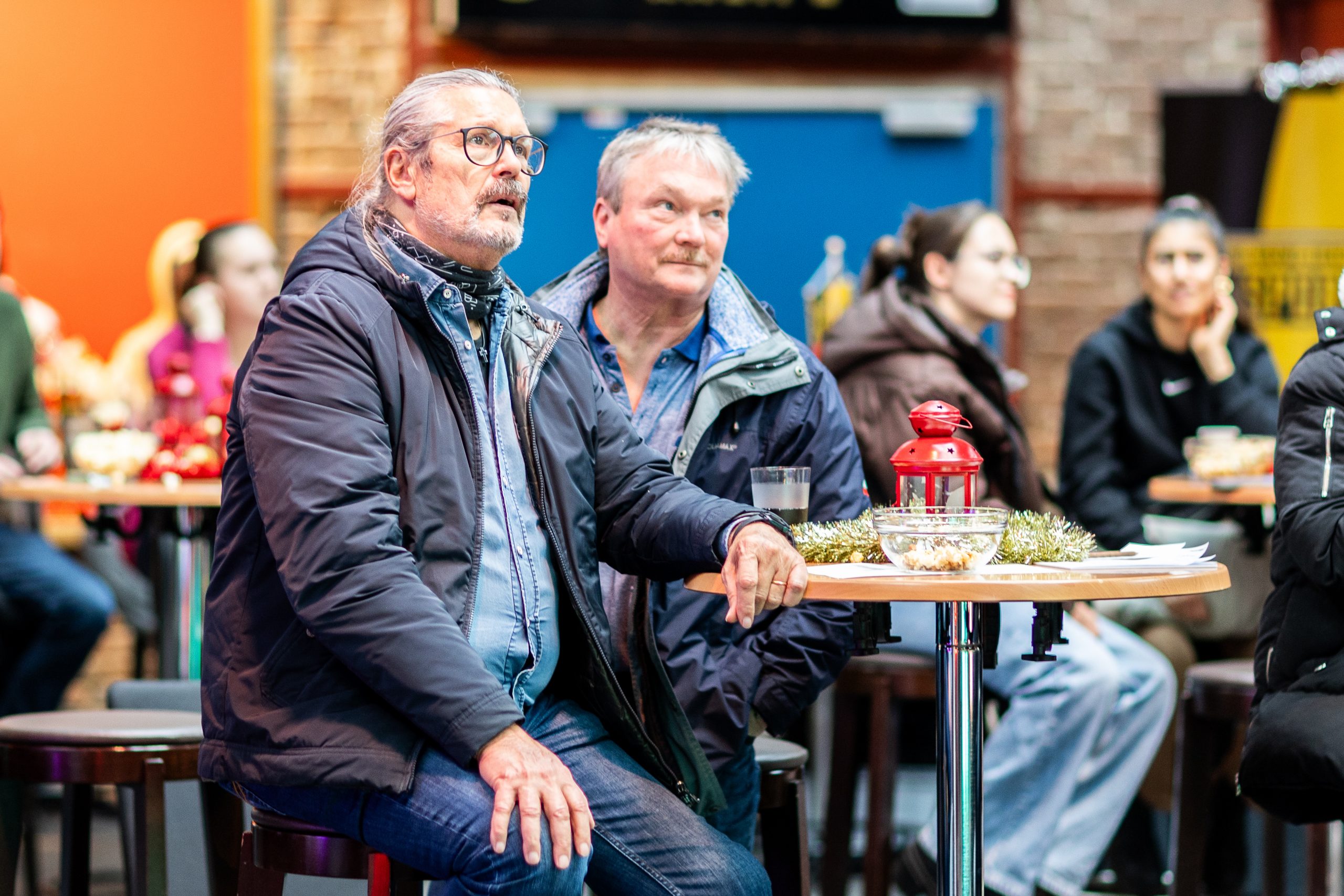 Diese Foto ist Urheberrechtlich geschützt und darf nur mit Erlaubnis des Urhebers und unter Angabe des Copyrights „© Jonas Richter“ veröffentlicht werden.

Das Foto darf im Rahmen der redaktionellen Arbeit bearbeitet werden. Diese Bearbeitung umfasst lediglich das Zuschneiden.