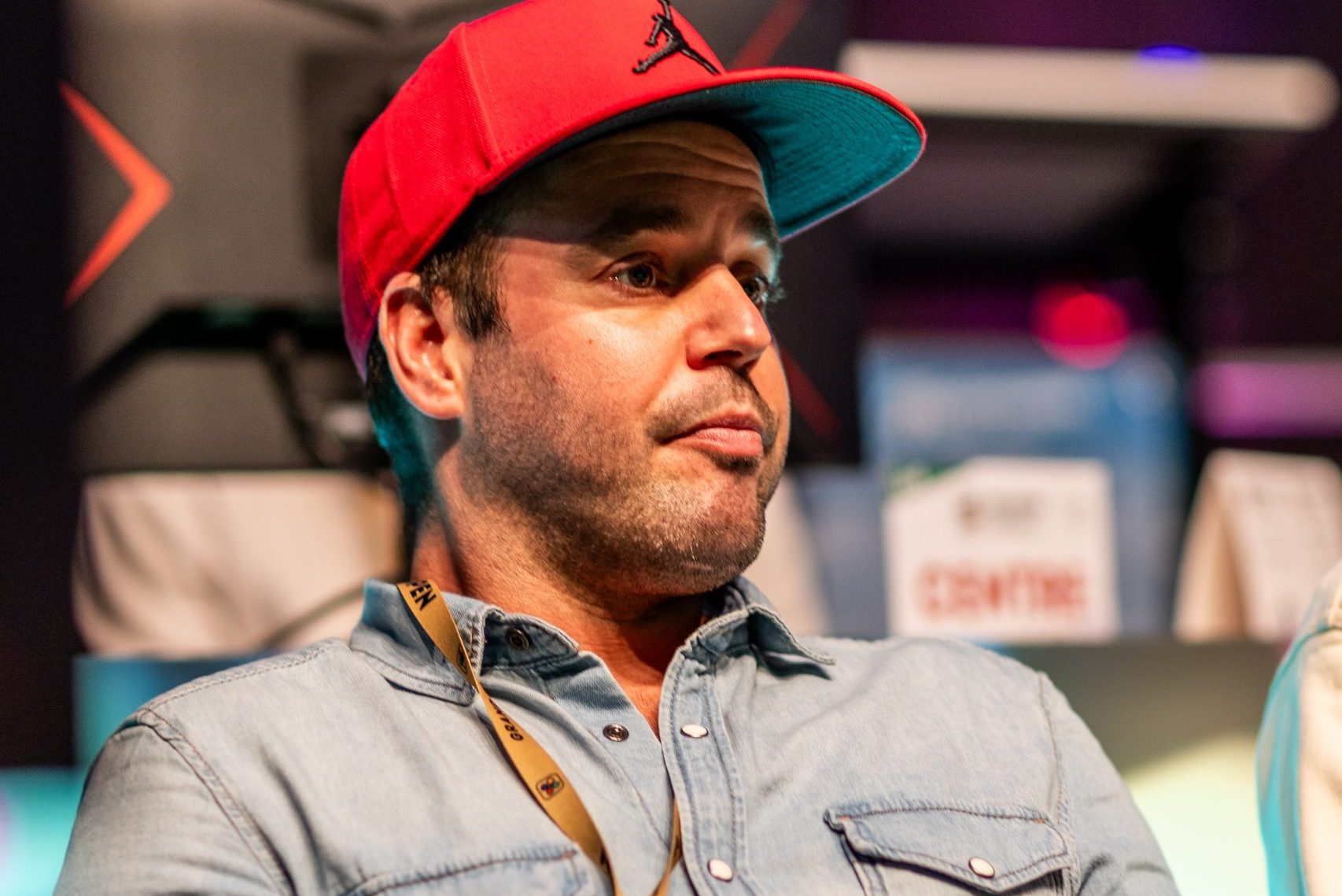 Diese Foto ist Urheberrechtlich geschützt und darf nur mit Erlaubnis des Urhebers und unter Angabe des Copyrights „© Jonas Richter“ veröffentlicht werden.

Das Foto darf im Rahmen der redaktionellen Arbeit bearbeitet werden. Diese Bearbeitung umfasst lediglich das Zuschneiden.