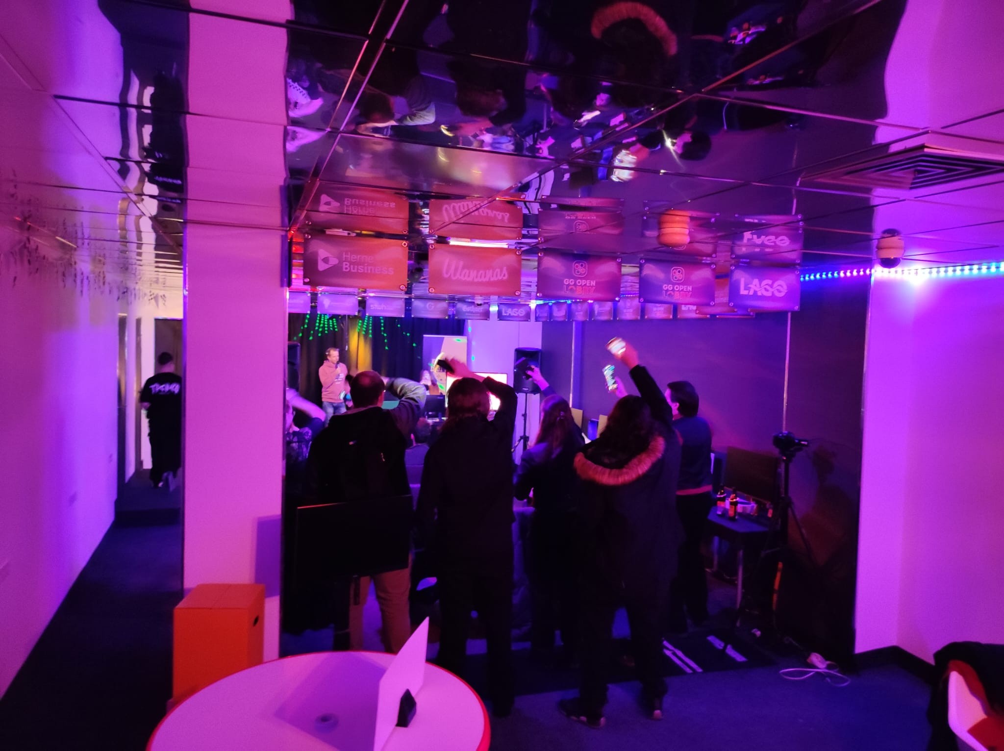 Open Friday: Gaming Retro Night